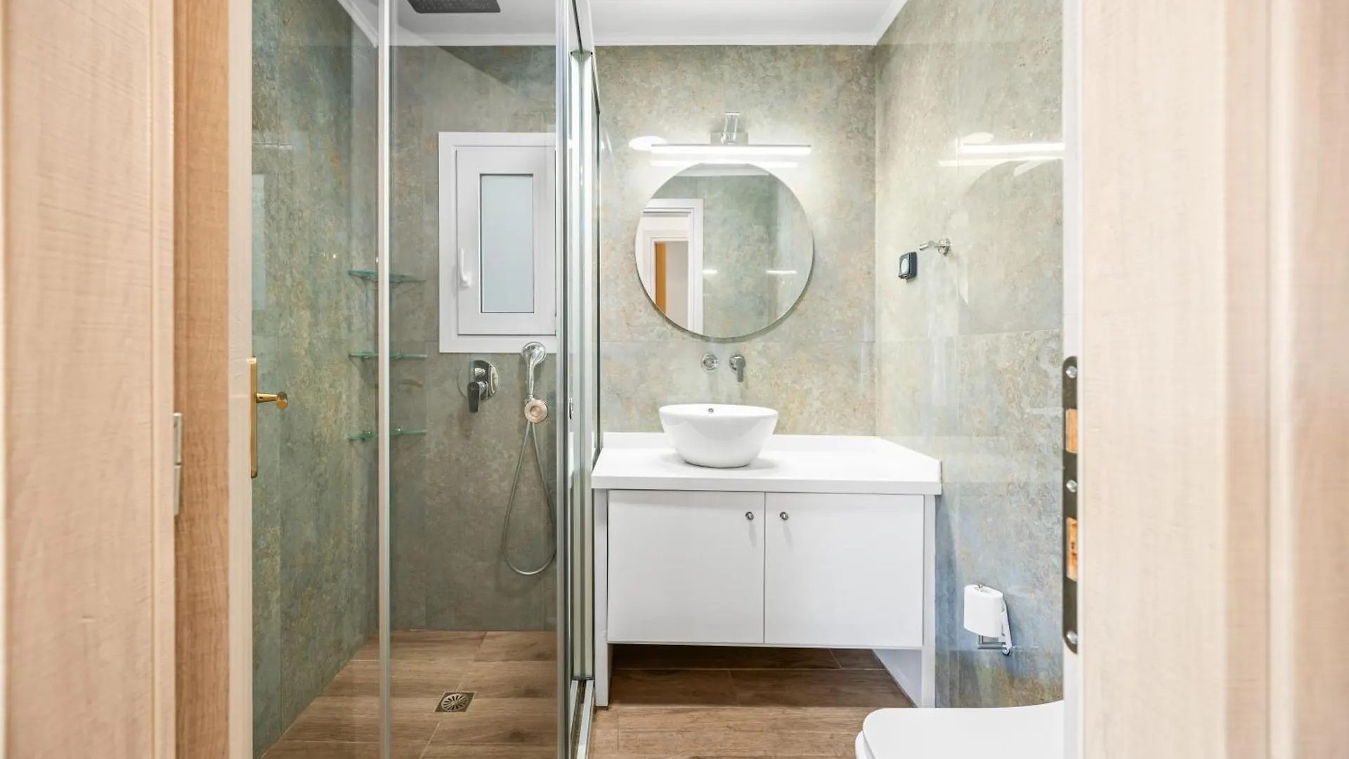 Cityview 1 Fully Equipped Apt By Hospi Heraklion  Heraklion (Crete)